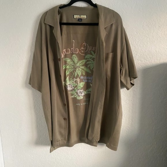 Tommy Bahama's Button Down Shirt 100% Silk "life is a beach, 365 a year" Size L - Picture 4 of 6